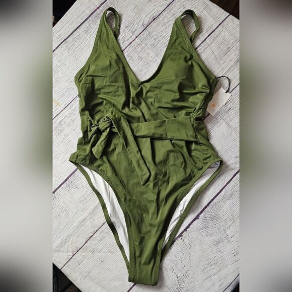 Women's Tie Front Plunge One Plunge Swimsuit Large - Picture 1 of 5